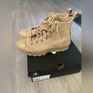 Converse Chuck Taylor Lugged